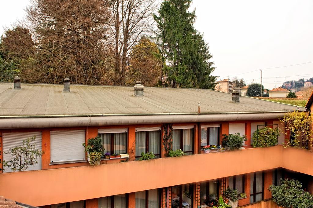 Victoria Hotels Carso Camnago Volta Экстерьер фото